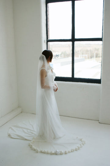 Luxury Handmade Rose Wedding Veil - Velo Bianco